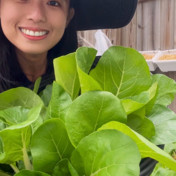 Meet your Posher! :-) - Picture 5 of 17